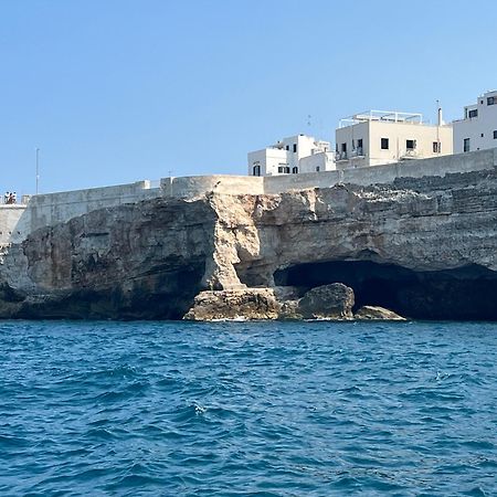 Polignano Holiday Home โปลีญาโนอามาเร ภายนอก รูปภาพ